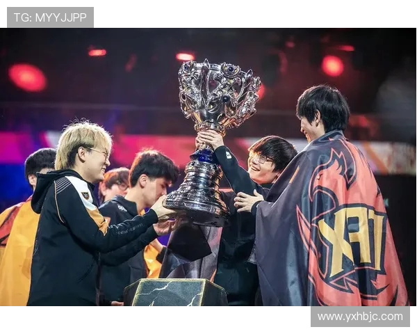 DOTA2战局分析:深入探讨FPX战队的进攻策略与战术布局 DOTA2战局分析:深入探讨FPX战队的进攻策略与战术布局