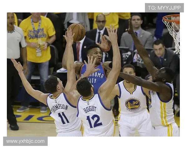 勇士与雷霆季后赛对决新泽州精彩回顾与分析