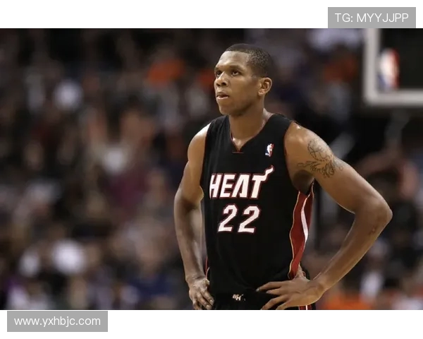 赫伯特琼斯的篮球之路与成长故事解析