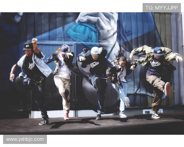 重庆飞盘队在全国街舞大赛中的节奏表现引发热议与赞赏